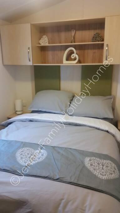 Jenner Family Holiday Homes At Tattershall Lakes Dogdyke Bagian luar foto